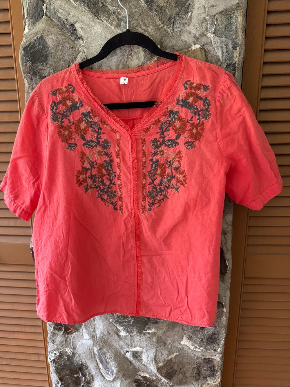 3 FAT MEN-Embroidered Coral Women's V-Neck Top